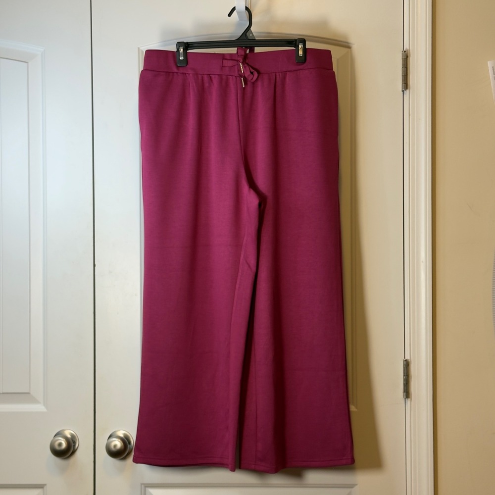 NWOT Coo Chic Magenta Sleeveless 2X Top/Wide Crop Leg Drawstring Pants Set - Picture 6 of 16